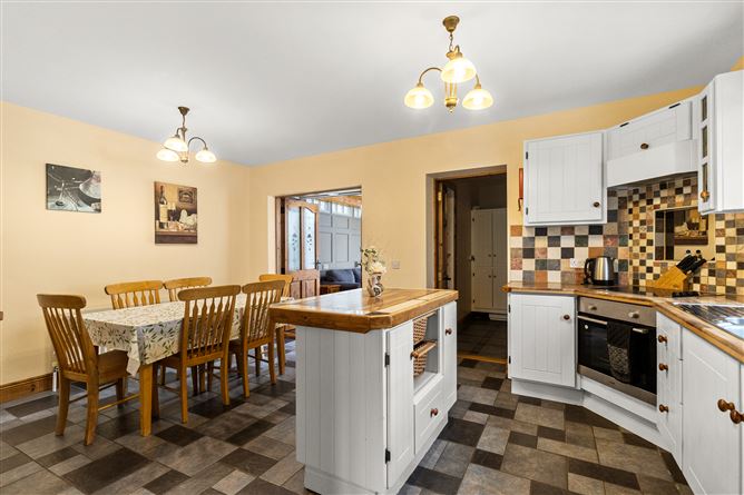 No. 9 Carrig Ri, Leamlara, Cork