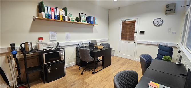 Unit E Laurel Lodge Shopping Centre, Castleknock, Dublin 15