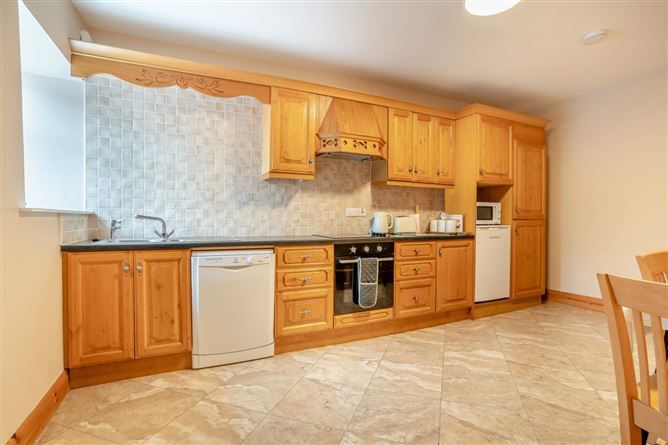 3 Bed in Gort,Gort,  Clare