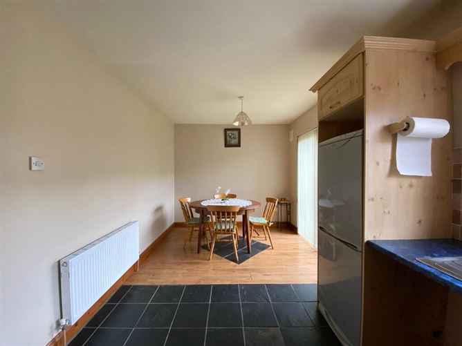 12 Hunters Avenue, Castlegrange, Waterford