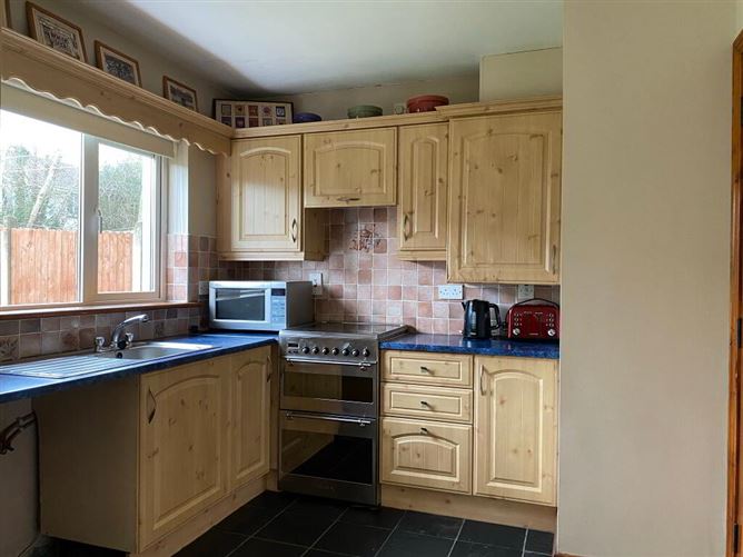 12 Hunters Avenue, Castlegrange, Waterford
