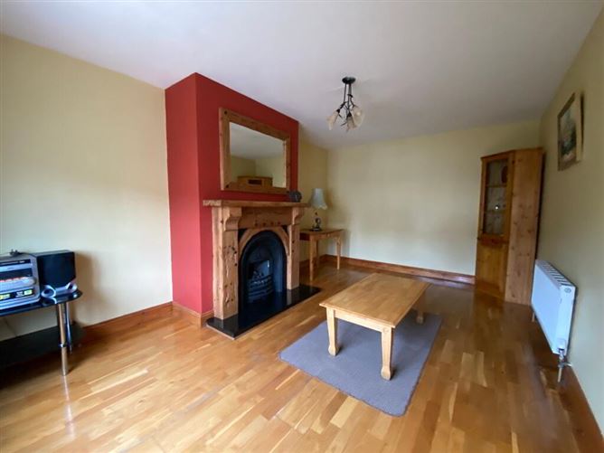 12 Hunters Avenue, Castlegrange, Waterford