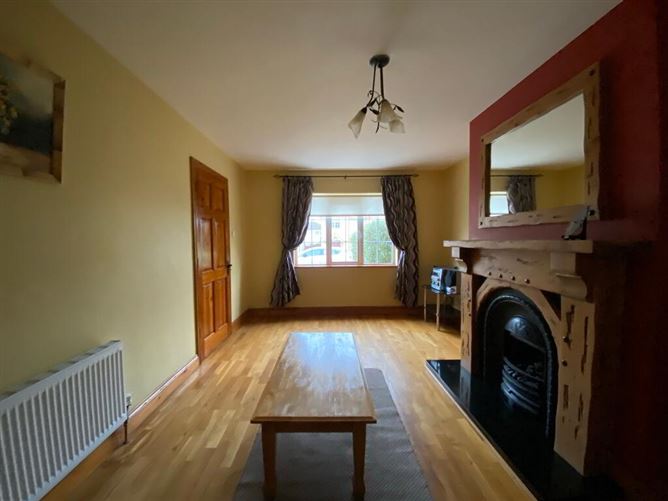 12 Hunters Avenue, Castlegrange, Waterford