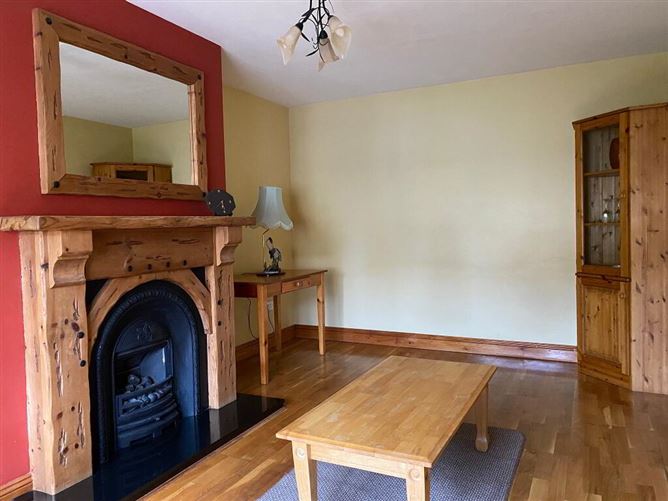 12 Hunters Avenue, Castlegrange, Waterford