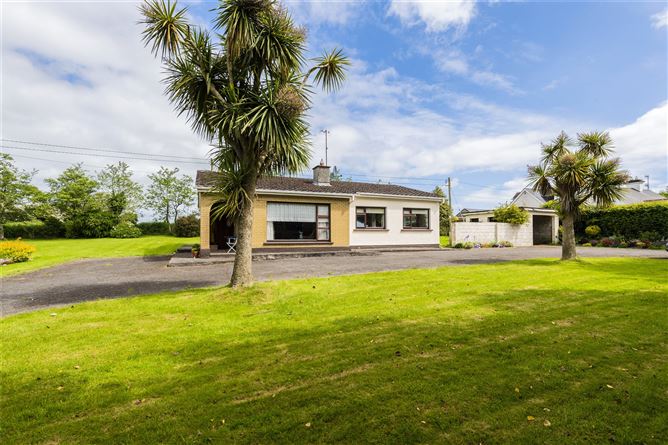 Hollywood, Naul, Ballyboughal, Co. Dublin