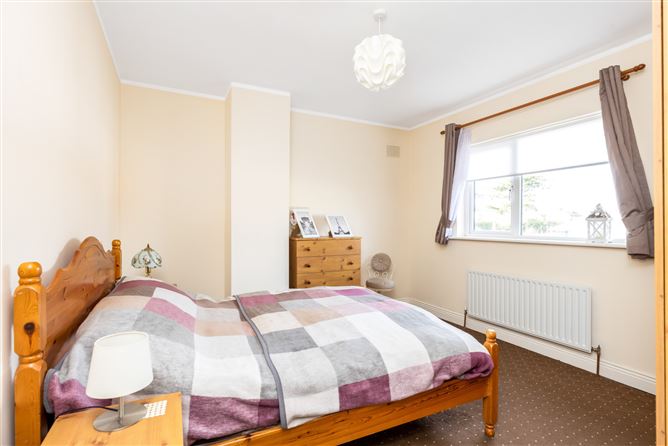 3 Fort Village, Cavan
