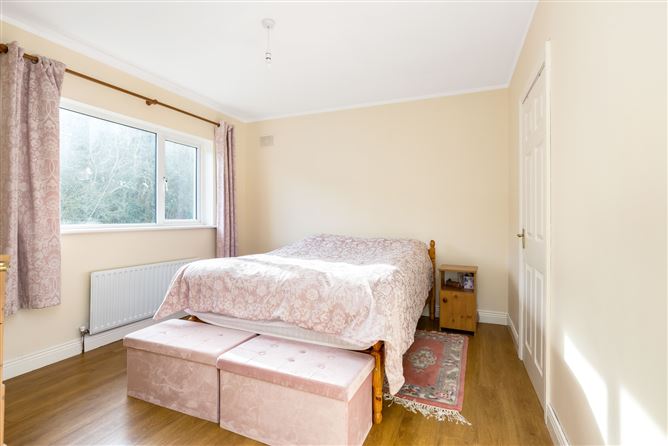 3 Fort Village, Cavan
