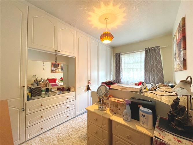 9 Woodford Heights, Clondalkin, Dublin 22