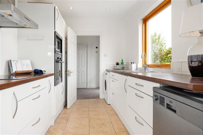 34 The Village Gate, Dalkey, Co. Dublin