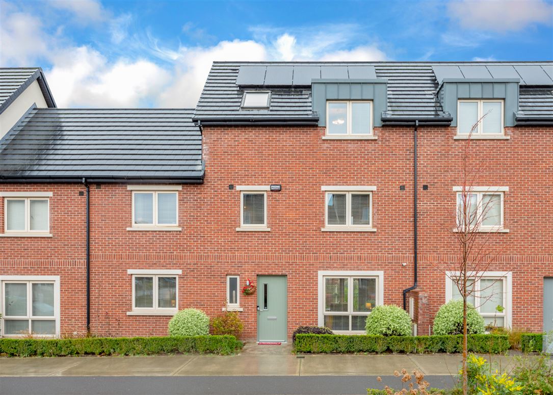 6 Shackleton Drive, Lucan, Co.Dublin