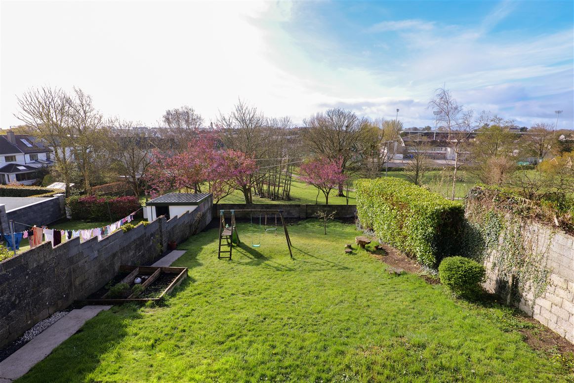 30 Glenard Crescent, Salthill, Galway 30 Glenard Crescent, Salthill, Galway
