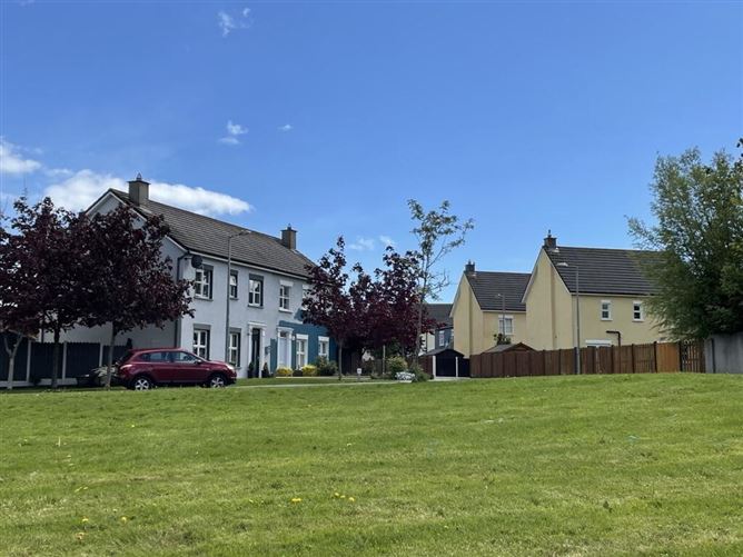 34 Waters Edge, Knockateemore, Dungarvan, Waterford