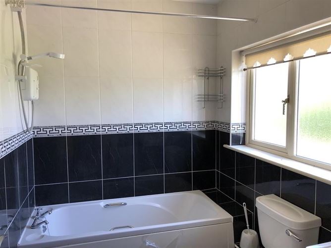 34 Waters Edge, Knockateemore, Dungarvan, Waterford