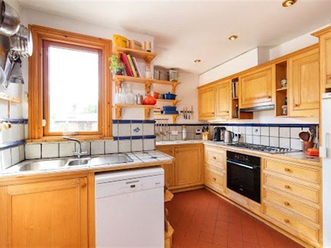 84 Lindsay Road, Glasnevin, Dublin 9