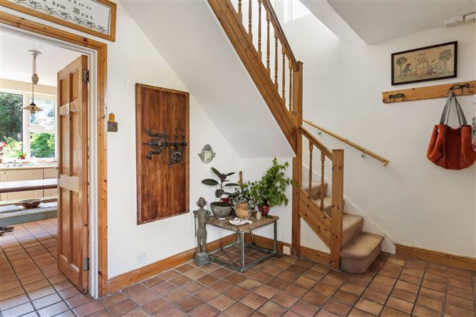 37 Arnold Grove, Glenageary, County Dublin