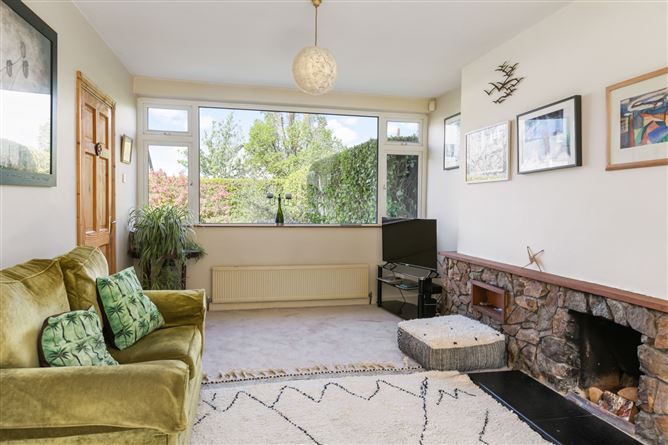 37 Arnold Grove, Glenageary, County Dublin
