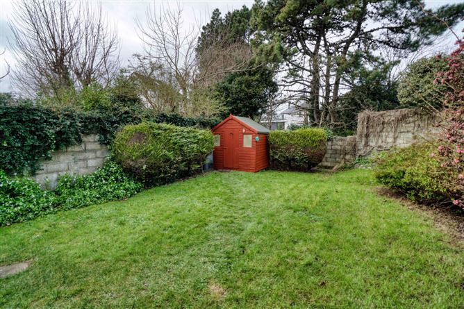 17 Bayview Court, Killiney, County Dublin