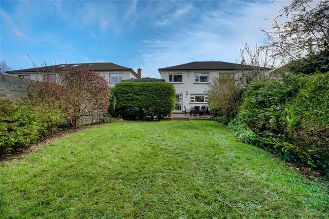 17 Bayview Court, Killiney, County Dublin