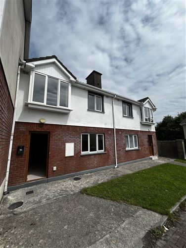 94 Dun Na Hinse, Lahinch Road, Ennis, County Clare