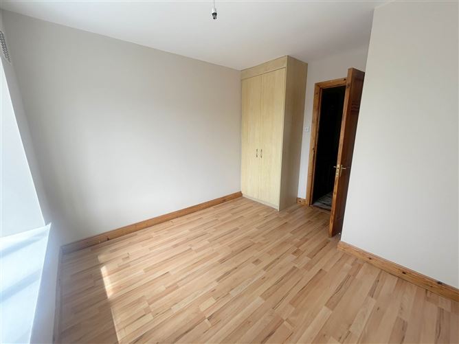 94 Dun Na Hinse, Lahinch Road, Ennis, County Clare