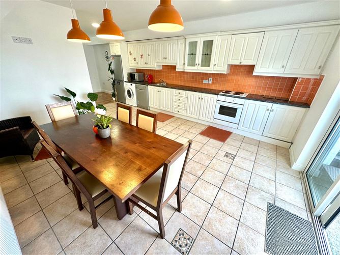 8, Flannery Terrace, Gurteen, Co. Sligo
