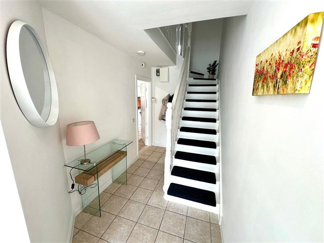 8, Flannery Terrace, Gurteen, Co. Sligo