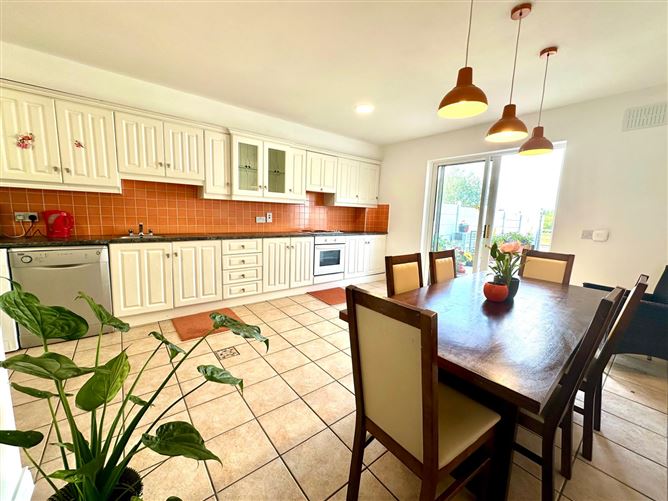 8, Flannery Terrace, Gurteen, Co. Sligo