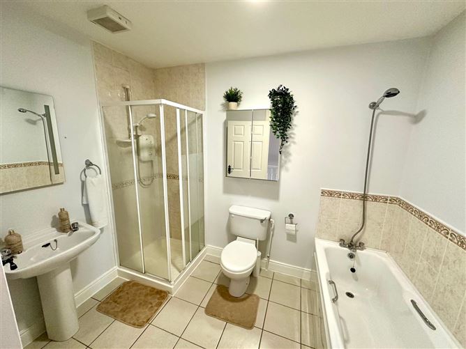 8, Flannery Terrace, Gurteen, Co. Sligo