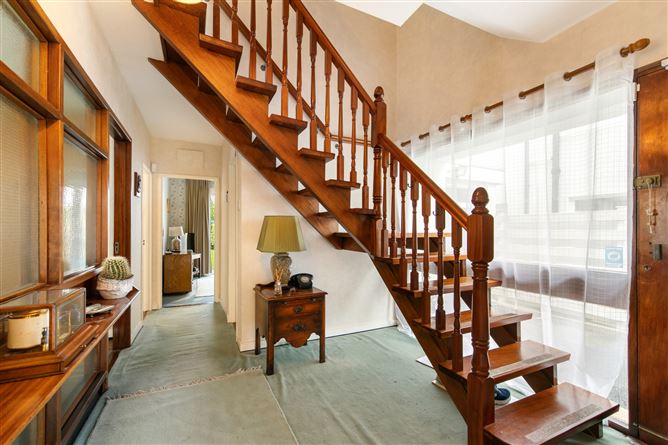 2 Kerrymount Green, Foxrock, Dublin 18