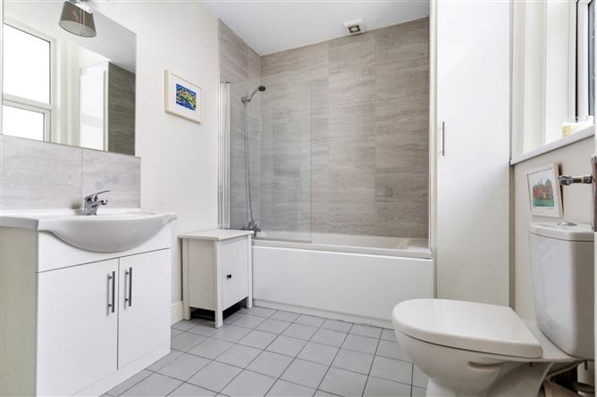 15 Brighton Gardens, Rathgar, Dublin 6