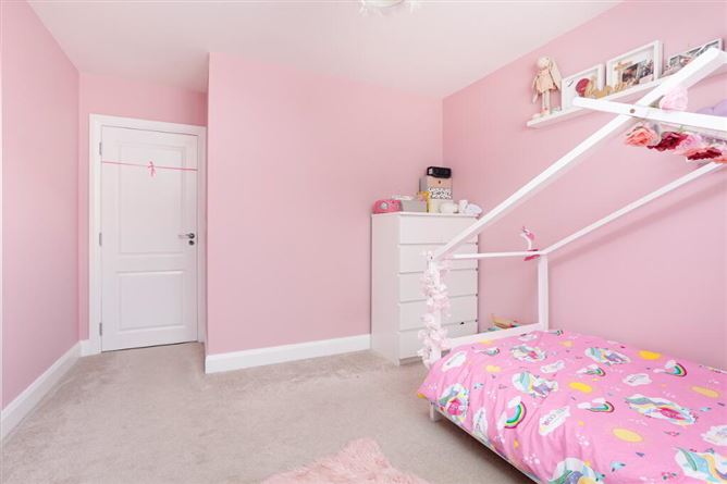 8 Stratton Square, Adamstown, Lucan, Dublin