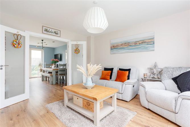 8 Stratton Square, Adamstown, Lucan, Dublin