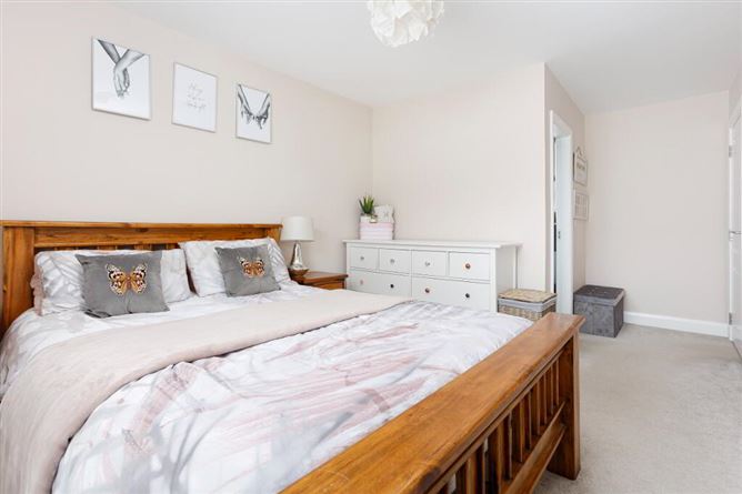 8 Stratton Square, Adamstown, Lucan, Dublin