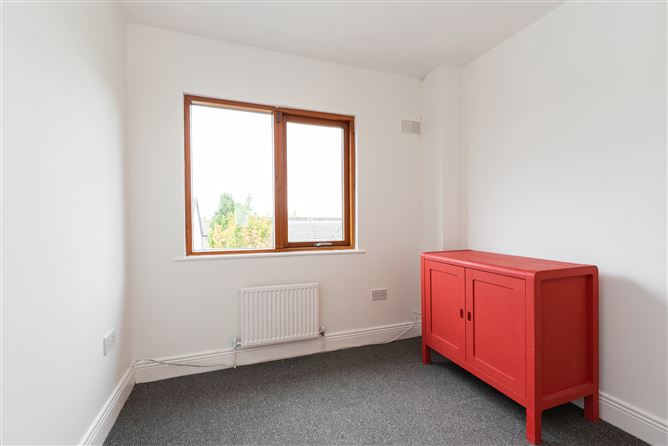 4 Hunters Avenue, Hunters Wood, Ballycullen, Dublin 24