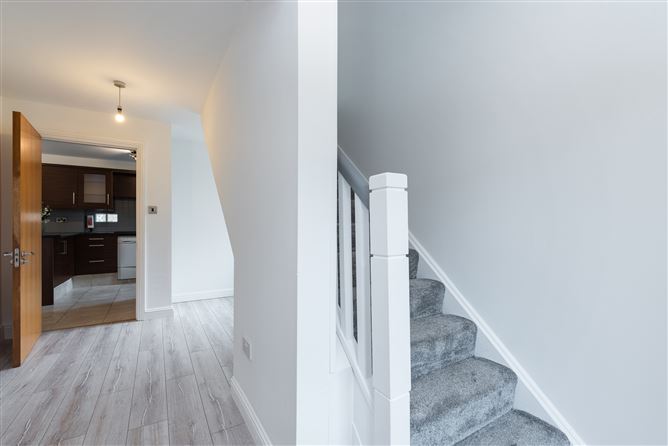 4 Hunters Avenue, Hunters Wood, Ballycullen, Dublin 24