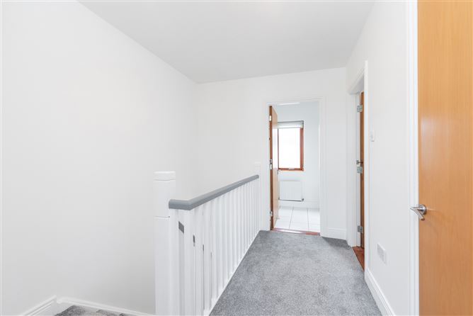 4 Hunters Avenue, Hunters Wood, Ballycullen, Dublin 24