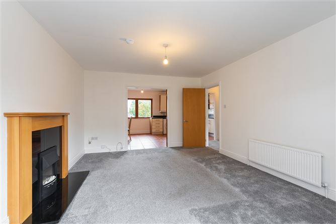 4 Hunters Avenue, Hunters Wood, Ballycullen, Dublin 24