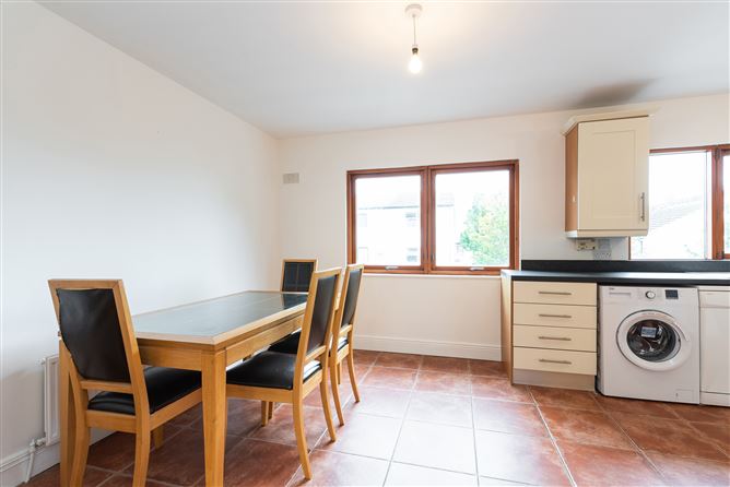 4 Hunters Avenue, Hunters Wood, Ballycullen, Dublin 24