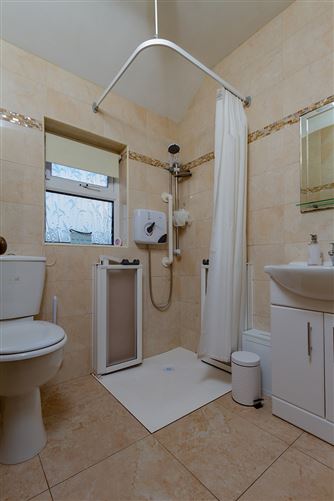 42 Walkinstown Parade , Walkinstown,   Dublin 12