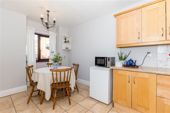 30 Phoenix Manor, Blackhorse Avenue, Stoneybatter, Dublin 7