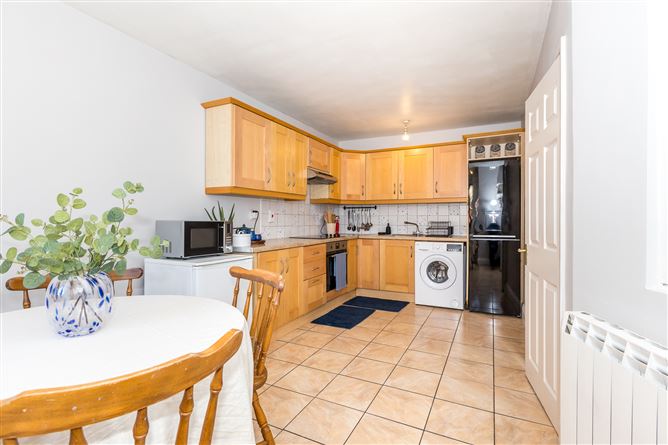 30 Phoenix Manor, Blackhorse Avenue, Stoneybatter, Dublin 7
