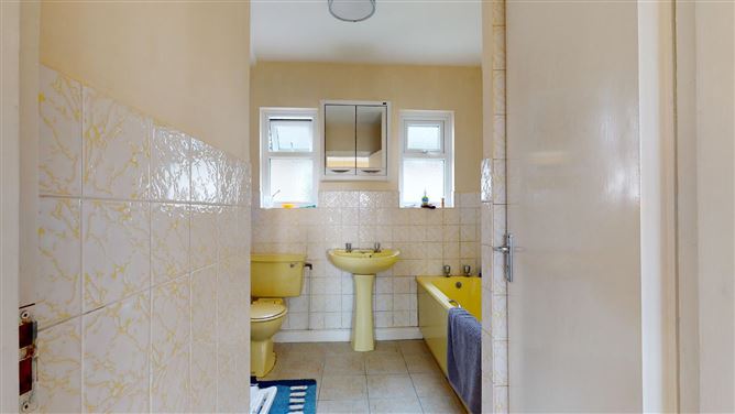 73 Saint Fintan's Crescent, Sutton, Dublin 13