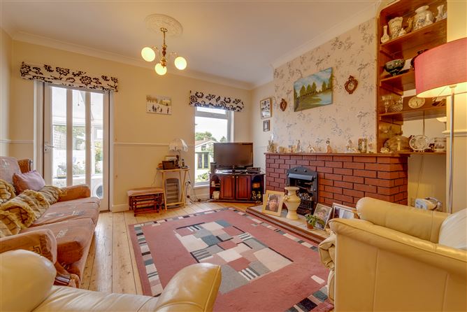 66 Dunmore Lawn, Kingswood, Dublin
