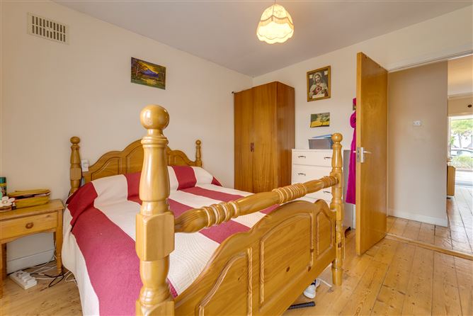 66 Dunmore Lawn, Kingswood, Dublin