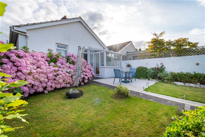 66 Dunmore Lawn, Kingswood, Dublin