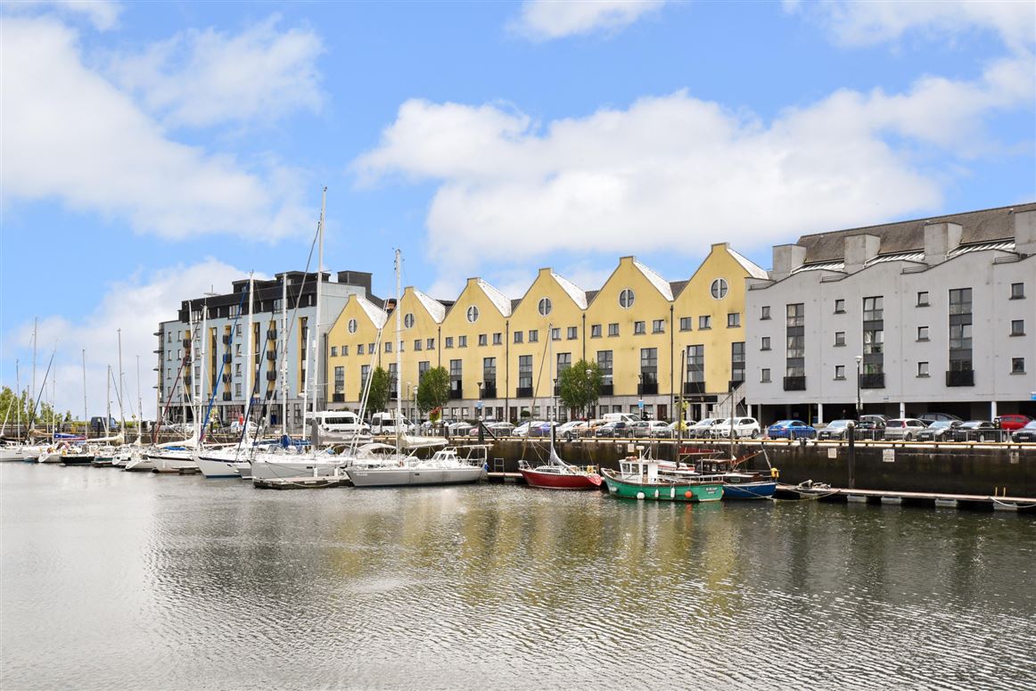 17 Dun Aengus, Dock Road, Galway City Centre