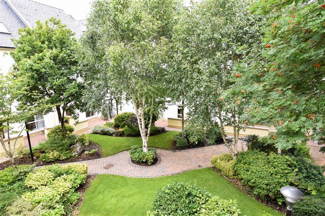 17 Dun Aengus, Dock Road, Galway City Centre