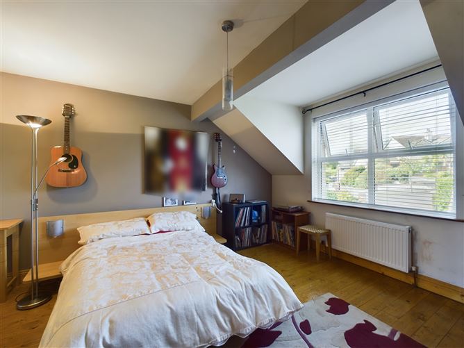 9 Carrigeenlea, Cliff Road, Tramore, Waterford