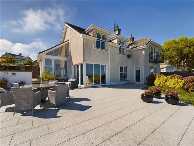 9 Carrigeenlea, Cliff Road, Tramore, Waterford