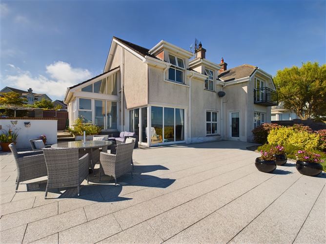 9 Carrigeenlea, Cliff Road, Tramore, Waterford